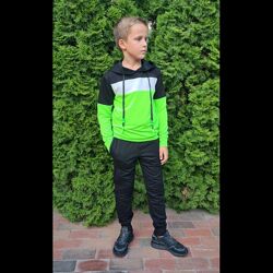Спортивний костюм для хлопчика Тріо. Чорний з салатовим