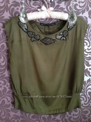 Шикарная блузка зеленого цвета с переливом р. М