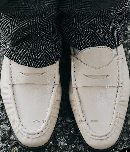 Эффектные мокасины Zara