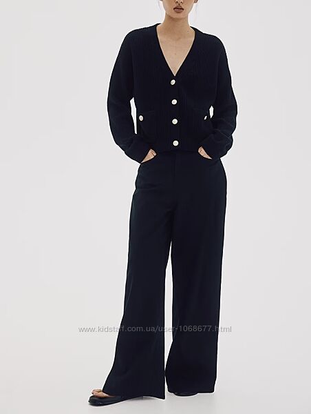 Ефектний чорний жакет H&M