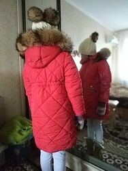Зимова куртка для дівчинки р.128 
