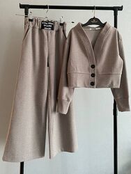 Модний костюм