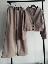 Тепленький костюмчик