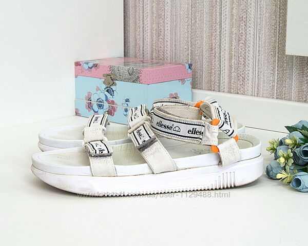 Босоножки женские в спортивном стиле, Ellesse.