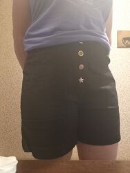 Шорти жіночі