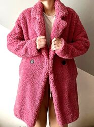 Пальто шубка Bershka тедди под овчину розовое XS-S