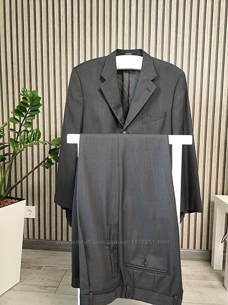 Оригінальний чоловічий класичний костюм Yves Saint Laurent