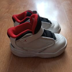 Ботінки кросівки Nike 23-24 13,5 см