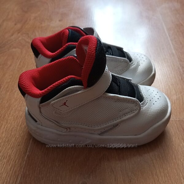 Ботінки кросівки Nike 23-24 13,5 см