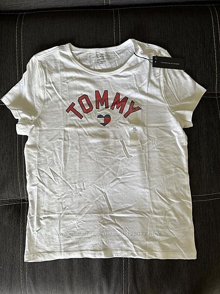 Tommy hilfiger футболка