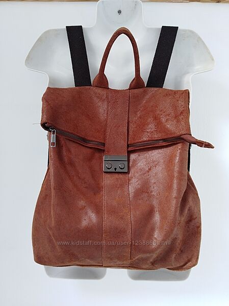Стильный кожаный рюкзак Vera Pelle.