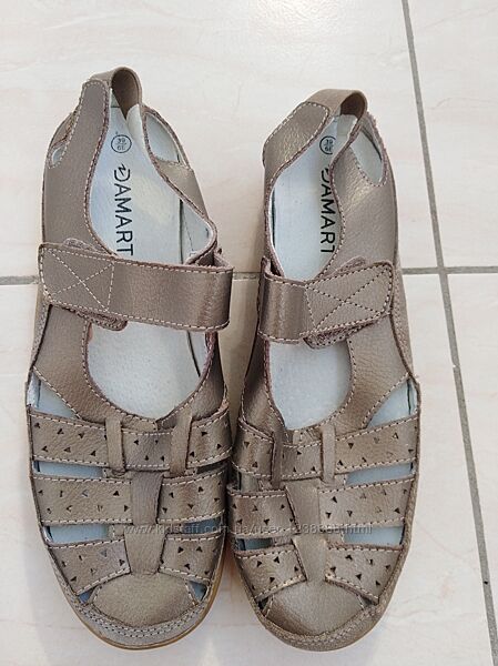 Супер удобные кожаные босоножки Damart.