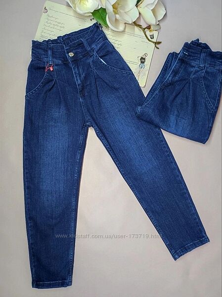 Стильні та модні джинси MOM