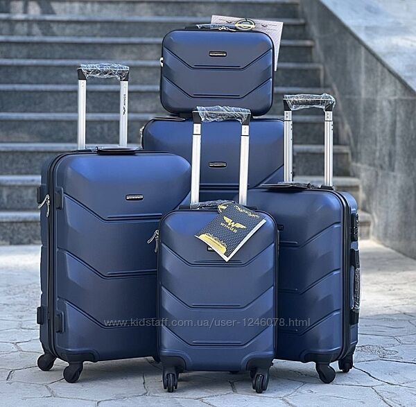 Чемодан  чемоданы валізи кейс Wings 147  4 колеса 360 градусов