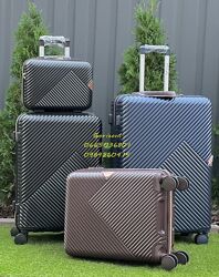 Чемодан валіза чемоданы Wings WN01 Poland. Чемодан 100 поликарбонат