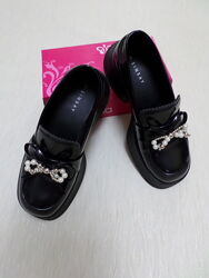 Весняніі туфлі лофери