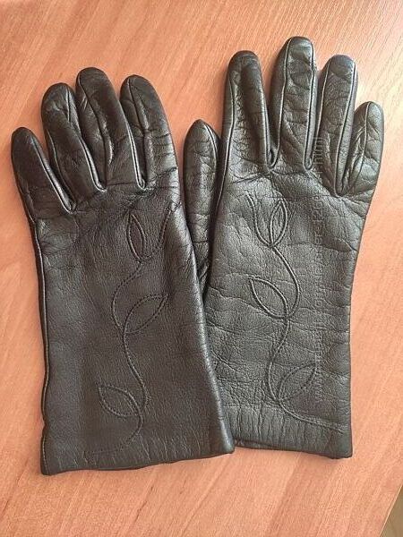 Кожаные перчатки  размер 7