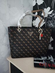Новые модели сумок Guess  в наличии
