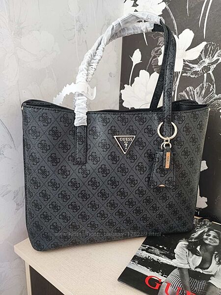 Сумки шоппер Guess  большой выбор в наличии