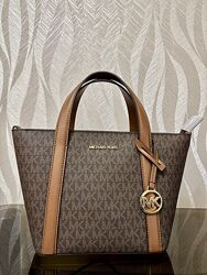 Нова сумка Michael Kors