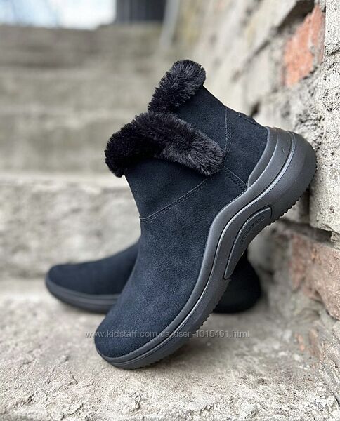 Зимові чорні базові шкіряні черевички skechers /сша/, легкі та мега комфорт