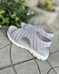 Неймовірно комфортні сандалі skechers /сша/