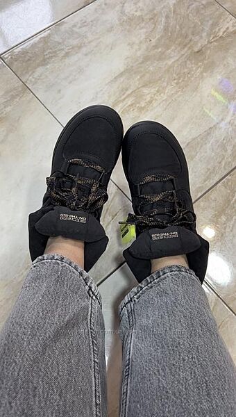 Кльові утепленні напівчеревики/ дутики skechers /сша/