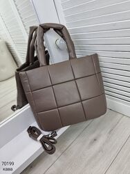 Дуже гарна і зручна сумка з екошкіри, формат А4  КОД 70199 