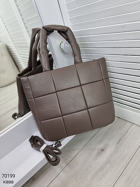 Дуже гарна і зручна сумка з екошкіри, формат А4  КОД 70199 