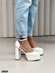 Туфлі жіночі білі літні  Код 9909 