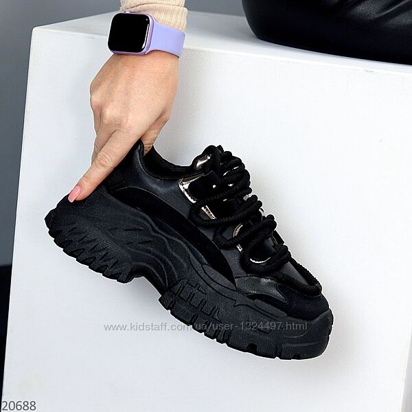 Стильні міксові кросівки крута шнурівка вставки голограма   Код 20688