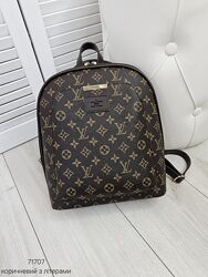 Дуже гарна сумка-рюкзак з екошкіри Код 71707 