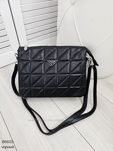 Зручний клатч на 3 відділи з приємної на дотик екошкіри Код 86603