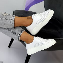 Кеди білі  шкіра натуральна на потовщений підошві 40.41