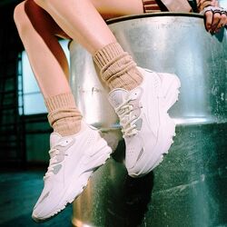 Футуристичні, неймовірно круті кросівки puma /німеччина/