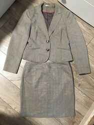Стильний класичний сірий бежевий коричневий костюм піджак юбка 