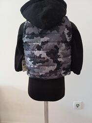 Детская куртка/ жилетка на мальчика