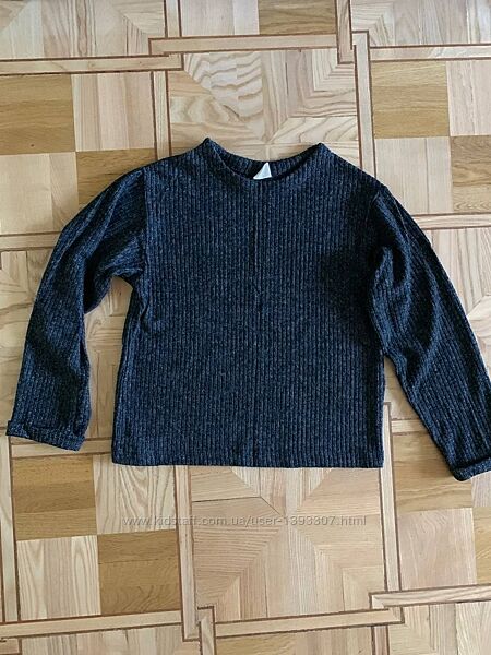 Легкий свитерок Zara 11-12 лет. 