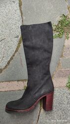 Чоботи 38 розмір