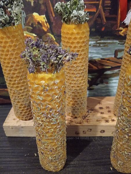 Свеча из вощины с чабрецом. Чистка от негатива. Окуривание.