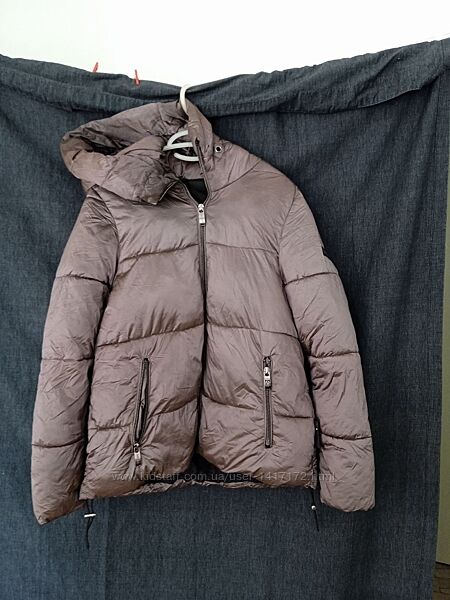 Куртка пуховая коричневая More