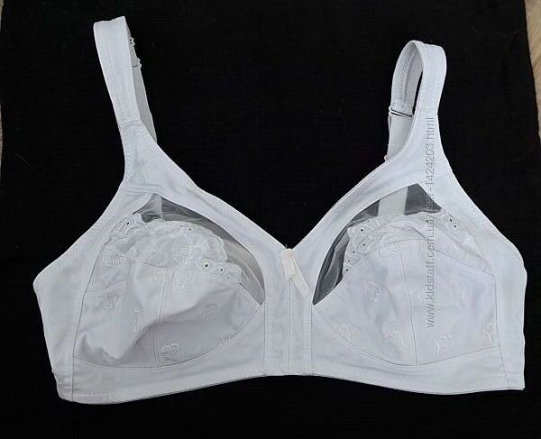 Бюстгальтер лифчик, фирма Milllesia, размер 105D белый.