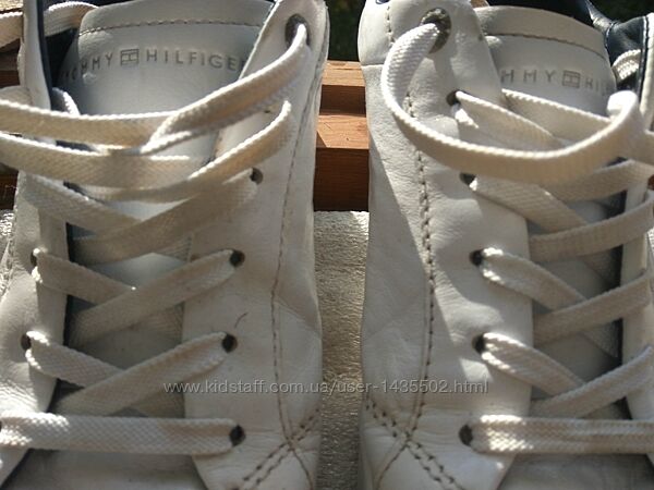 Tommy hilfiger 41 по устілці 26