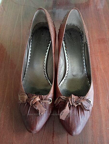 Туфлі жіночі коричневі
