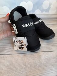 Текстильні легкі кросівки waldi по устілці з 17см -17,5см