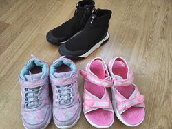 Кросівки хайтопи сандалі босоніжки Skechers Zara 32