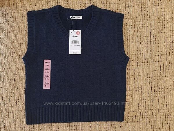 Жилет жилетка вязана безрукавка