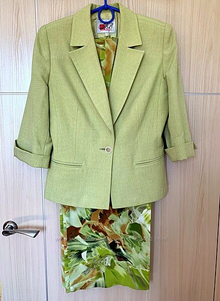 Зелений жіночій костюм трієчка для вечірки, ресторану, урочистостей