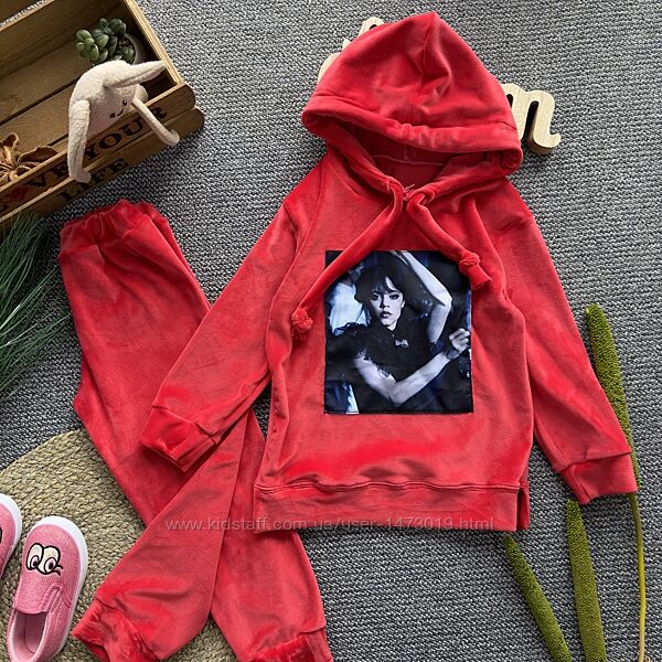 Костюм венздей