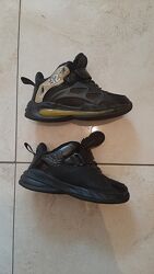 Кросівки на хлопчика